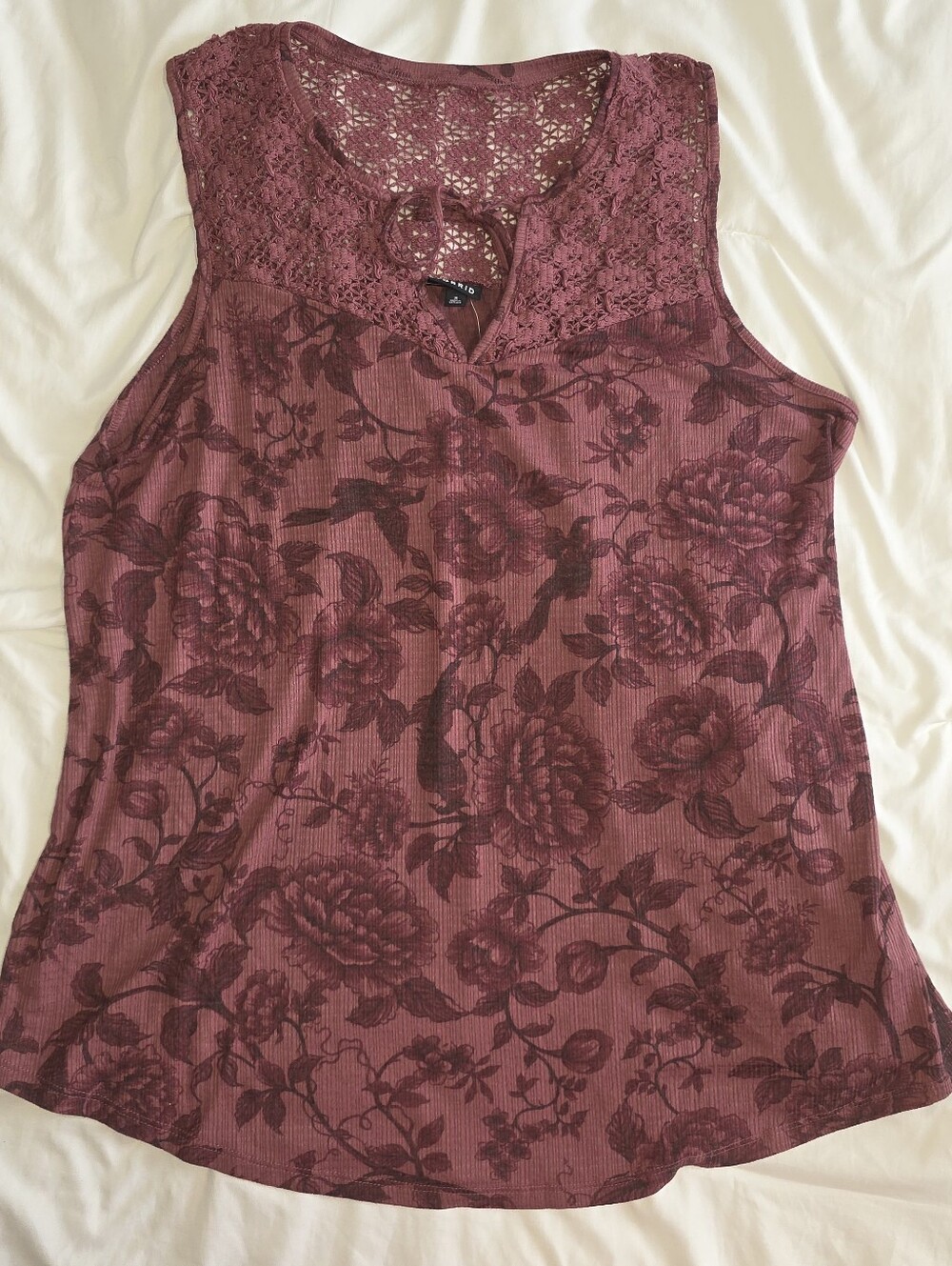 torrid Lace Yoke Floral Ribbed Tank Top - Wine